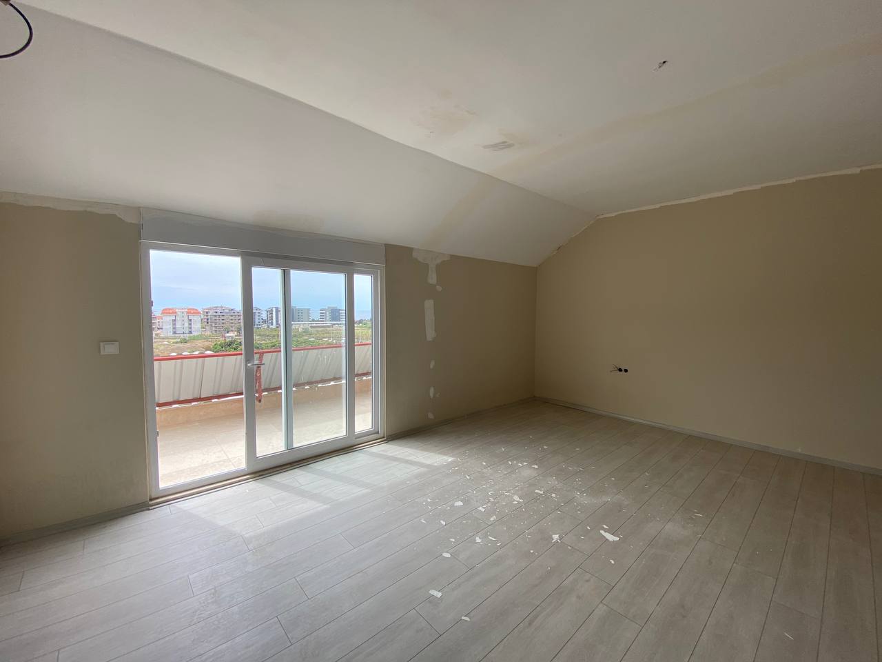 Spacious 3+1 penthouse in Kargyjak area - Foto 17