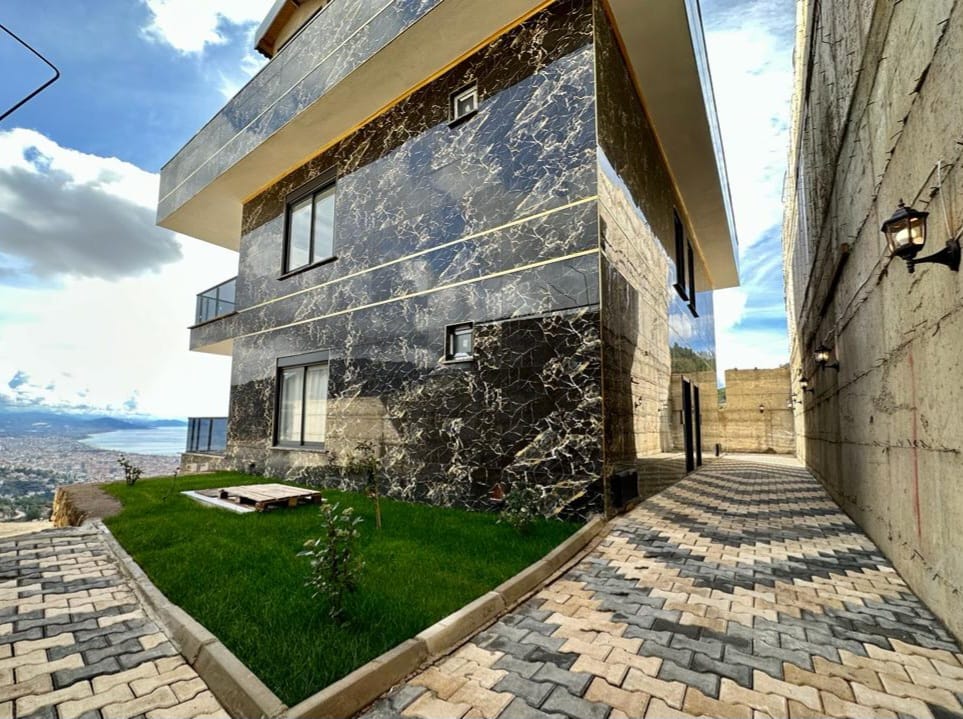 New modern style villa with panoramic views of the whole Alanya - Фото 3