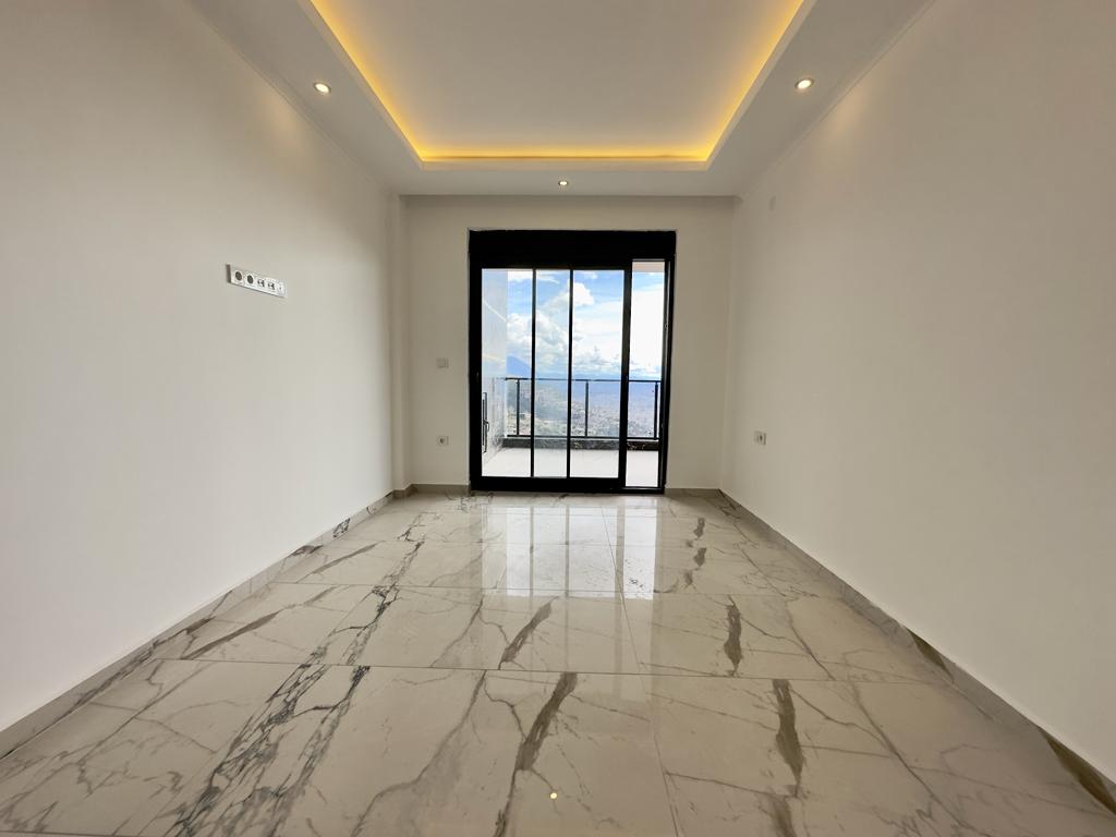 New modern style villa with panoramic views of the whole Alanya - Фото 15