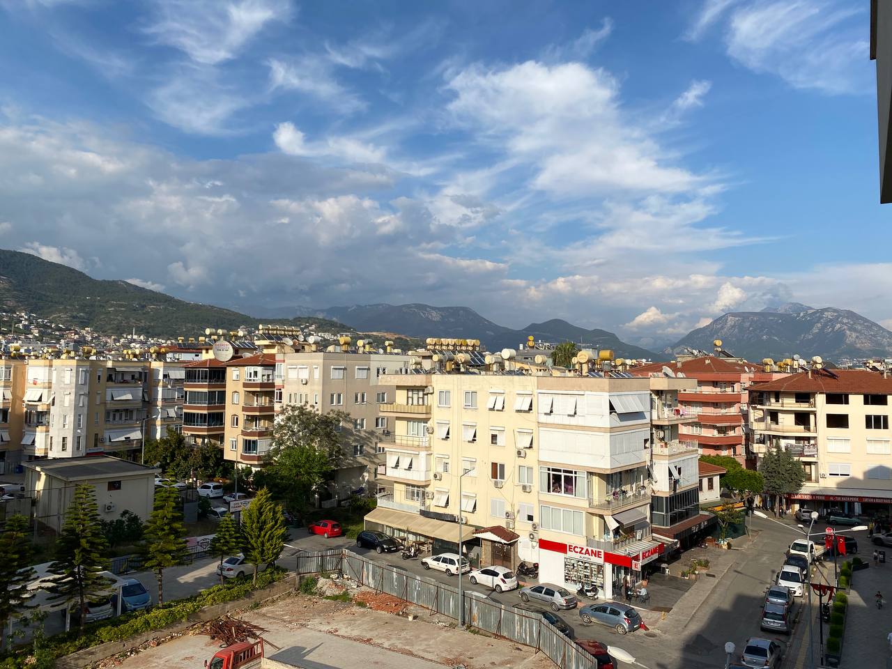 Two bedroom apartment (2+1) in the heart of Alanya with a view of the mountains - Фото 26