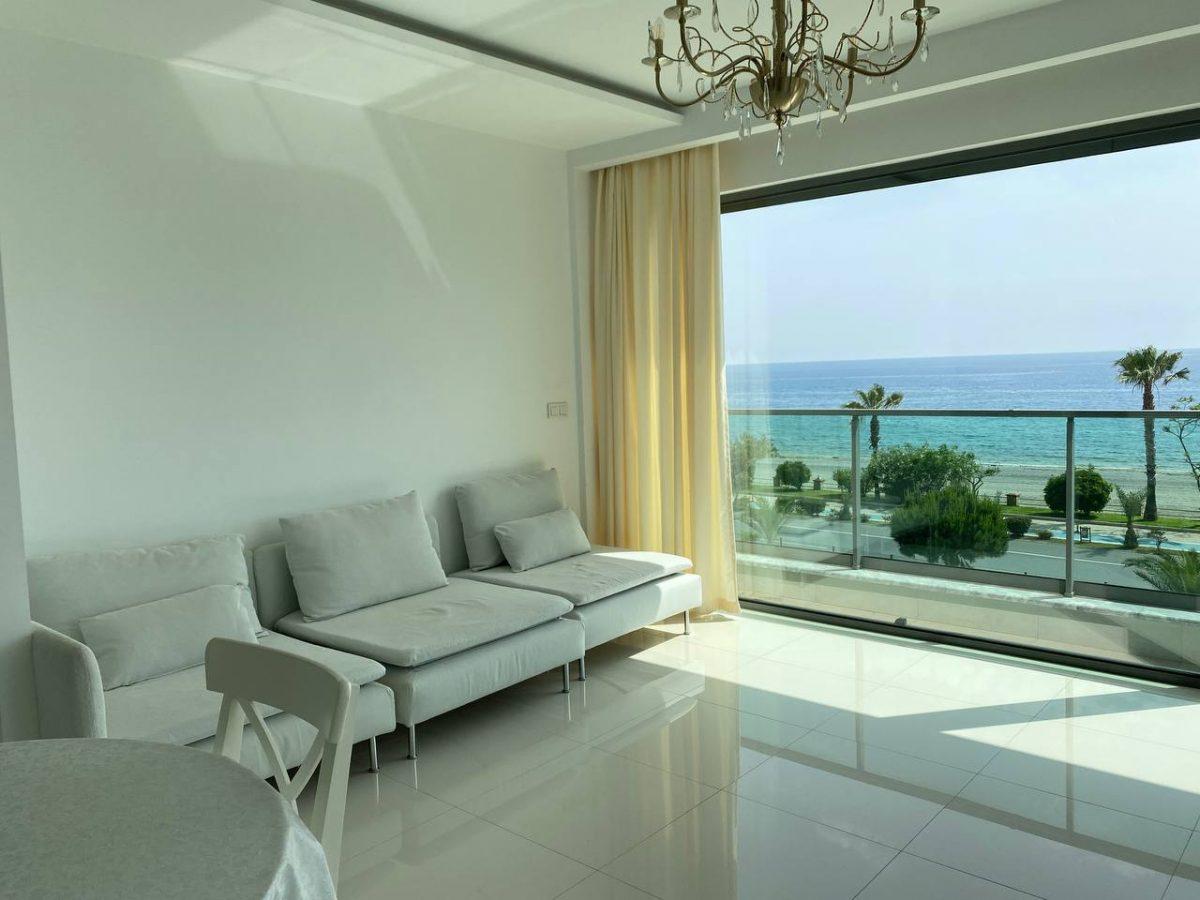 Two bedroom apartment on the first coastline with panoramic sea views - Фото 6