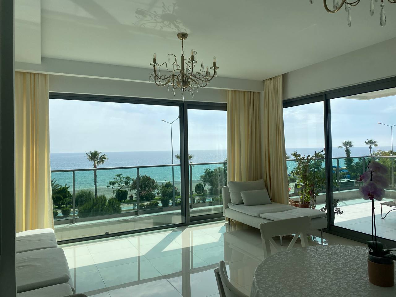 Two bedroom apartment on the first coastline with panoramic sea views - Фото 7