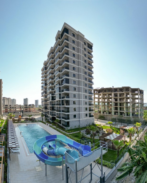 Residential complex in Mersin near the sea - Фото 2