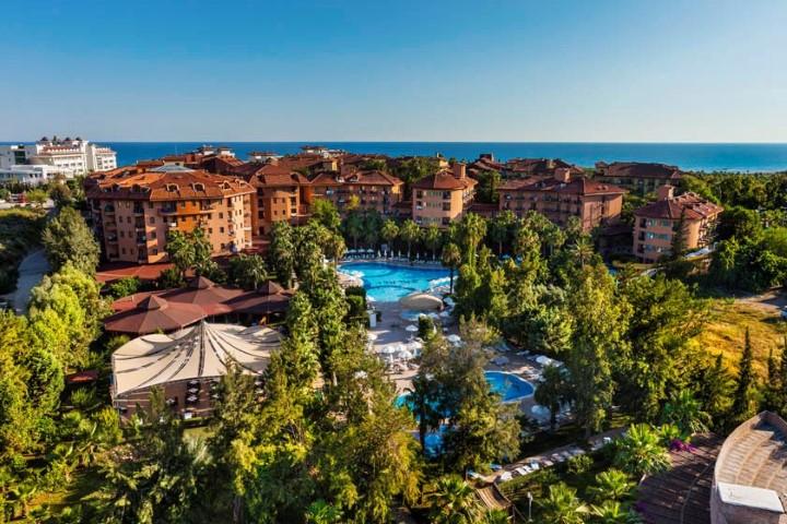5 star hotel 400 m from the sea in Antalya - Фото 1