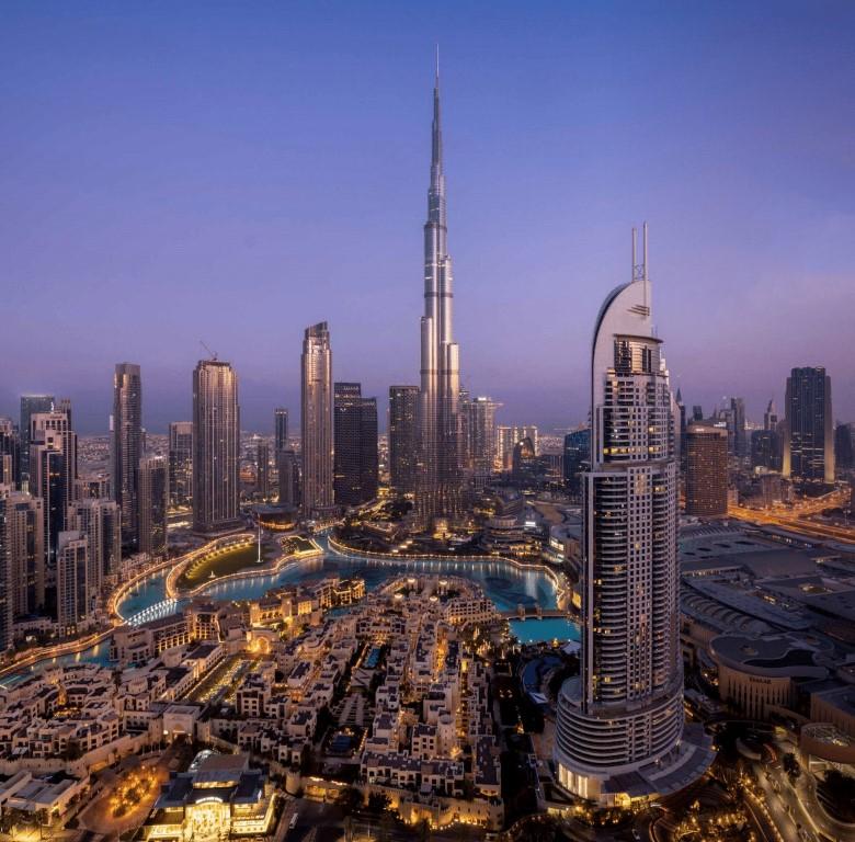 High-rise house under construction, with panoramic view of the azure waters of the Persian Gulf - Фото 7