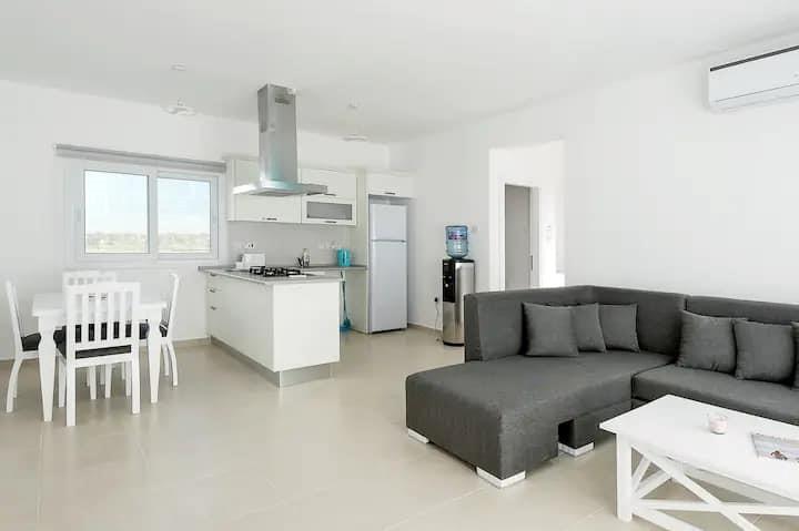 Two bedroom apartment by the sea in Northern Cyprus, Gyuzelyurt district - Фото 7