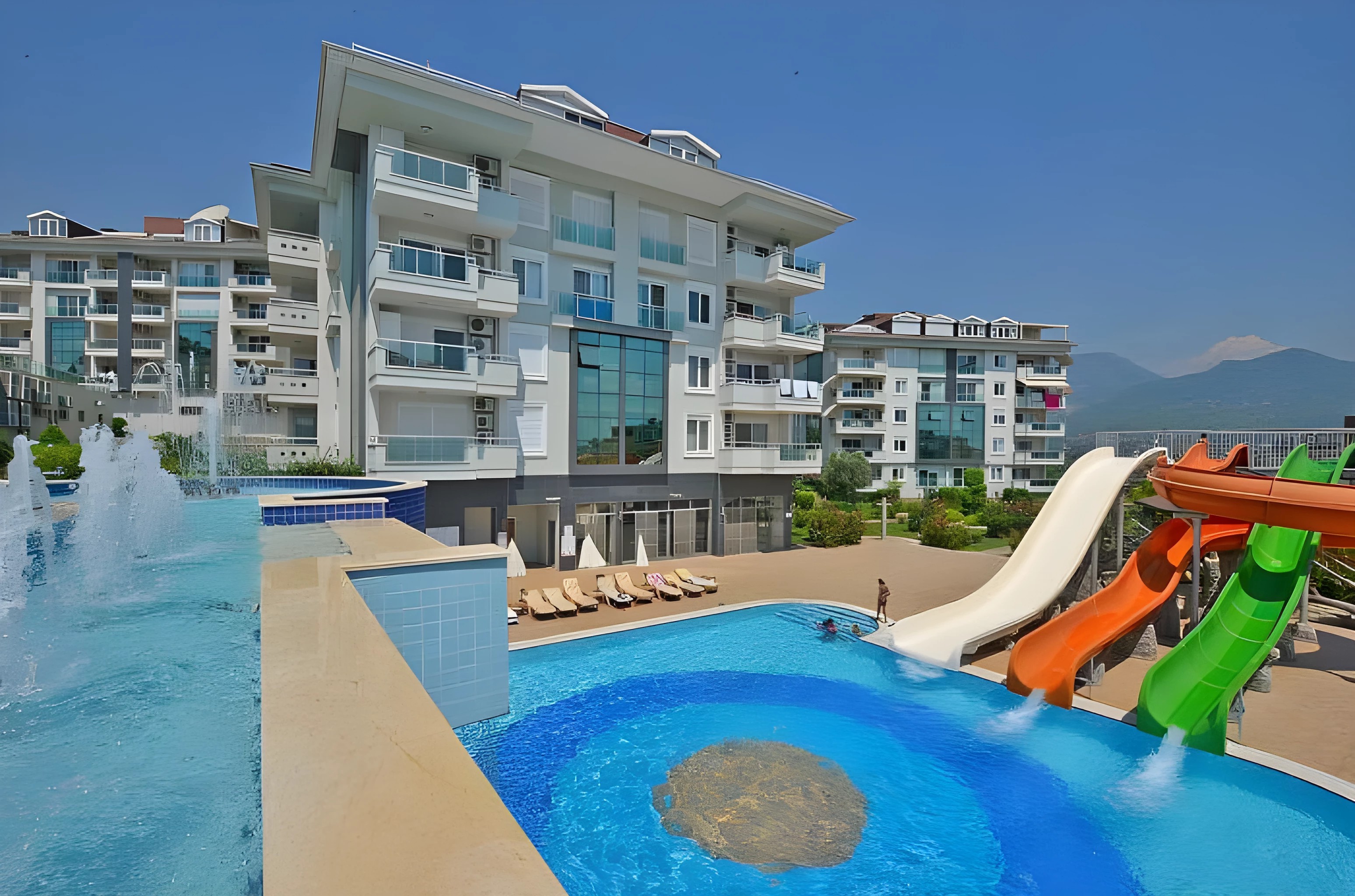 Spacious four bedroom apartment in Oba district, with 3+1 floor plan - Фото 2