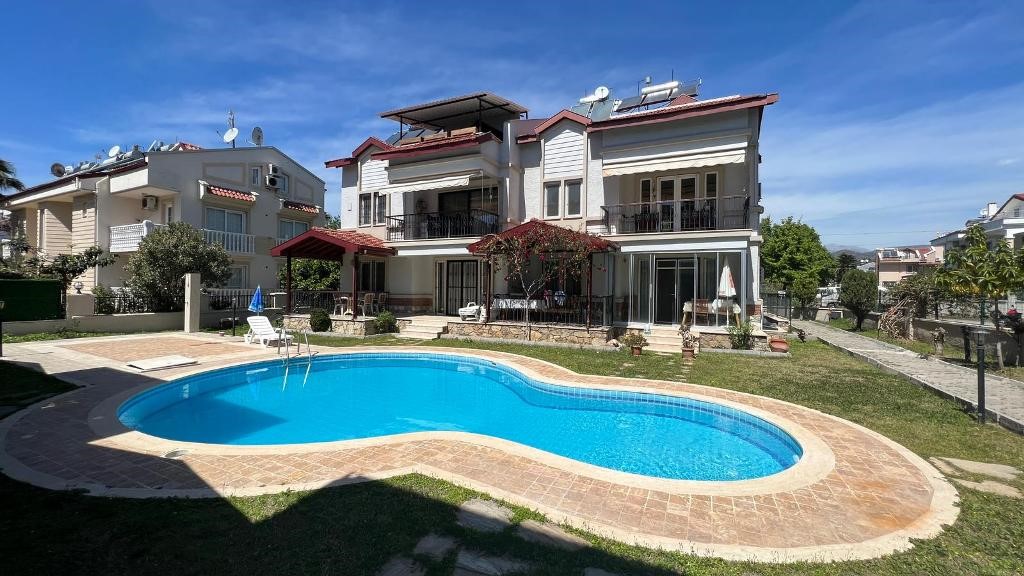 Fully furnished villa with 3+1 apartments in Fethiye - Фото 5