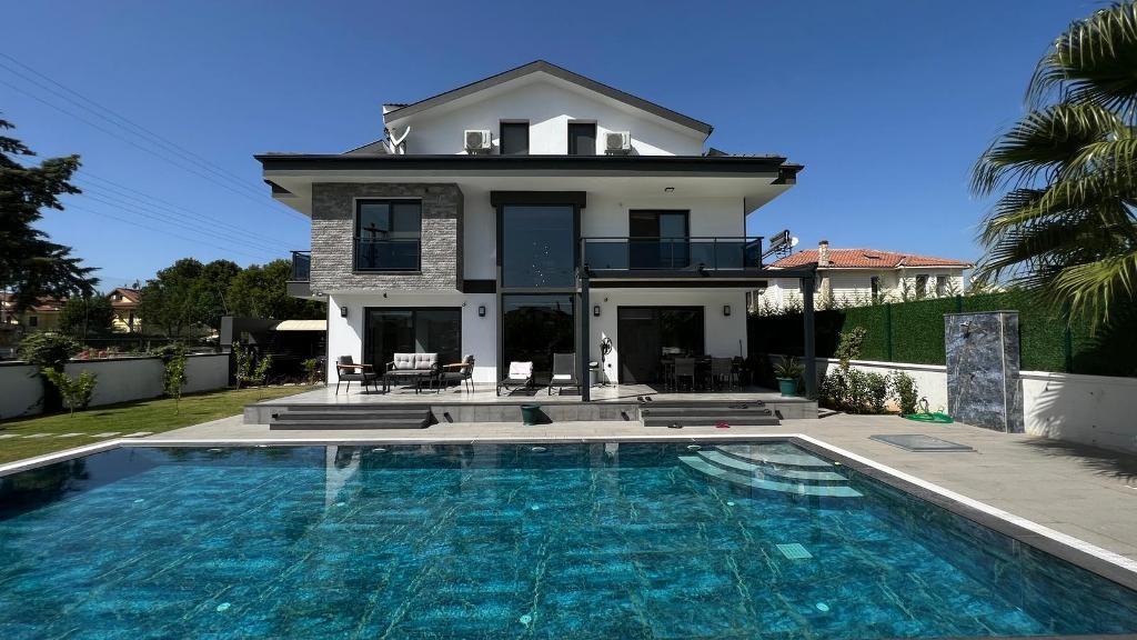 Luxury furnished villa in Fethiye, area 220 m² - Фото 3