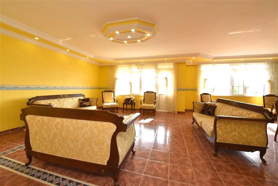 Apartment 3+1 in the center of Alanya with the possibility of obtaining Turkish citizenship - Фото 2