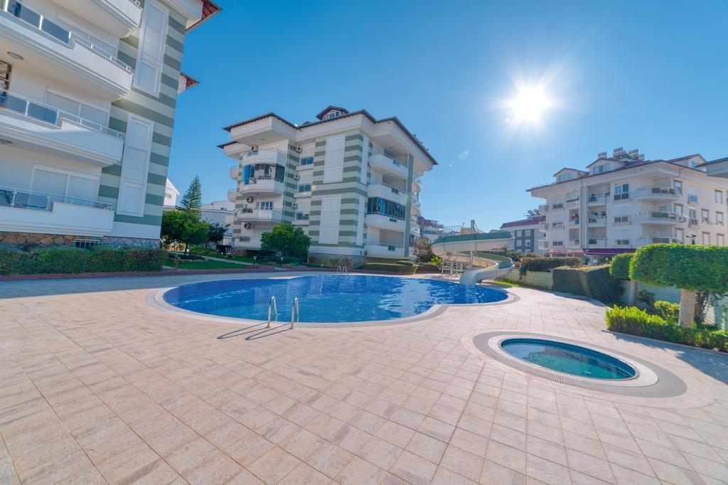 Bright two bedroom apartment in Oba district, Alanya - Фото 13