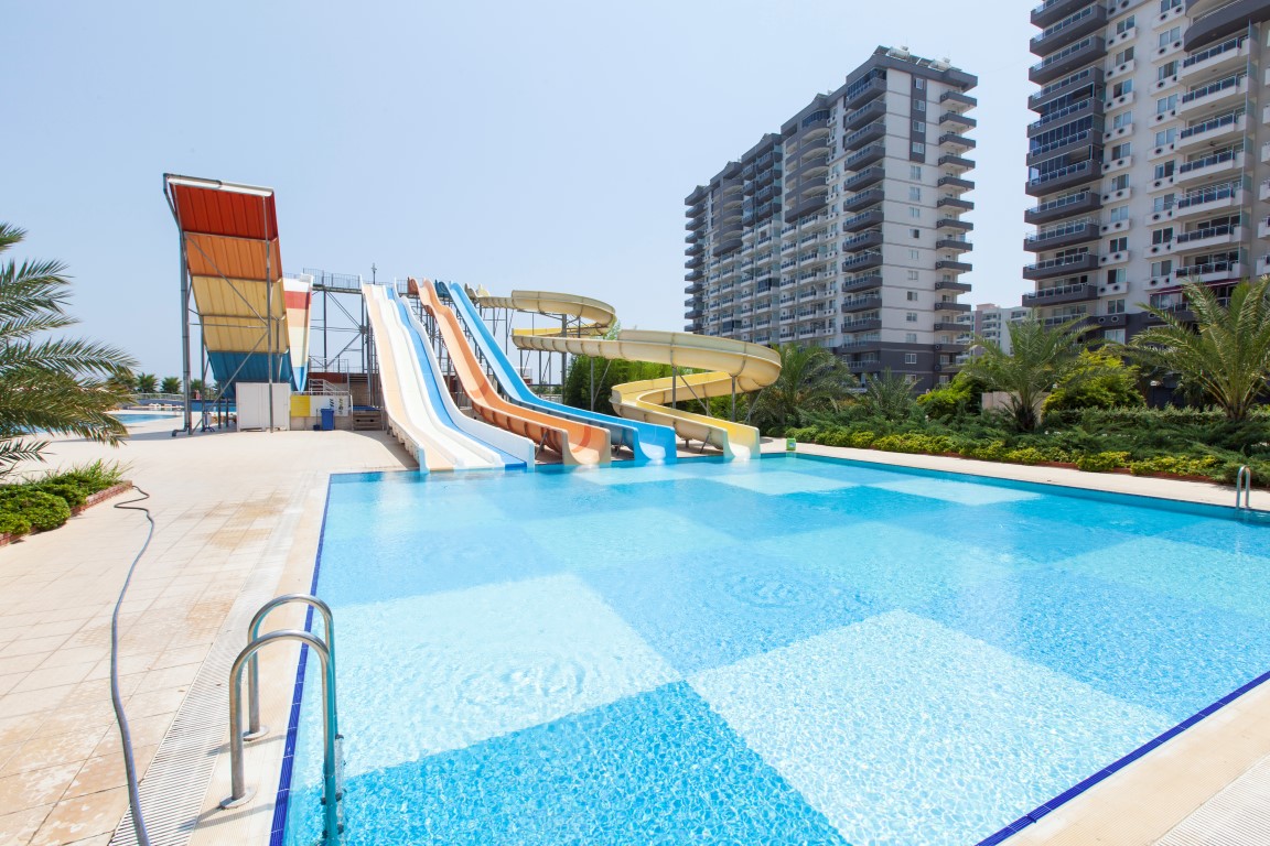 Ready-made residential complex with spacious apartments on the first coastline, Mersin - Фото 13