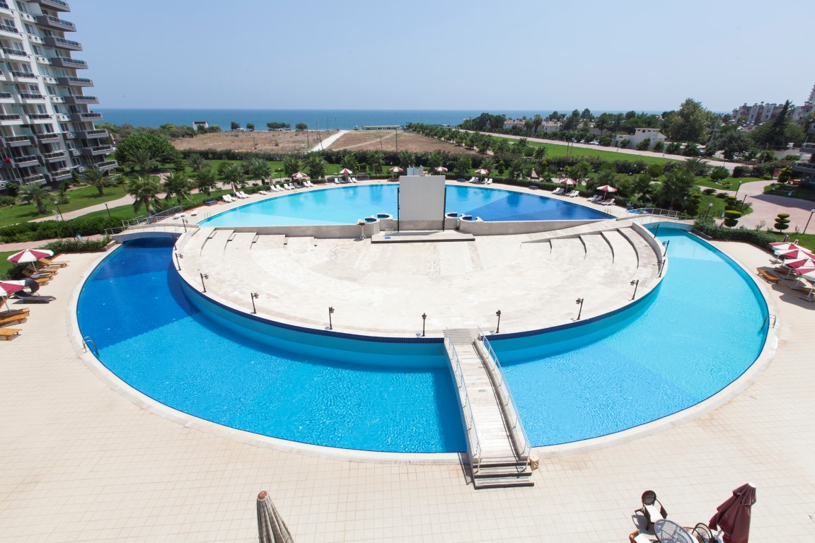 Ready-made residential complex with spacious apartments on the first coastline, Mersin - Фото 15