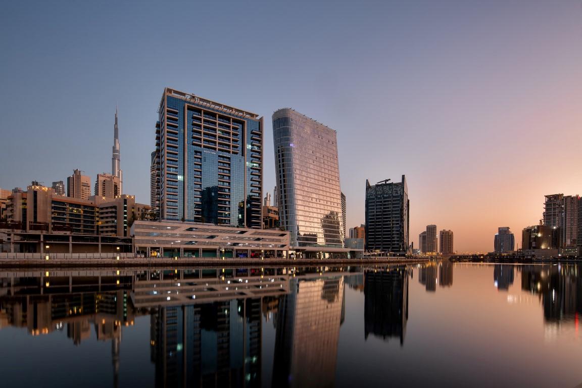 Premium sea view apartment in Business Bay, Dubai. - Фото 2