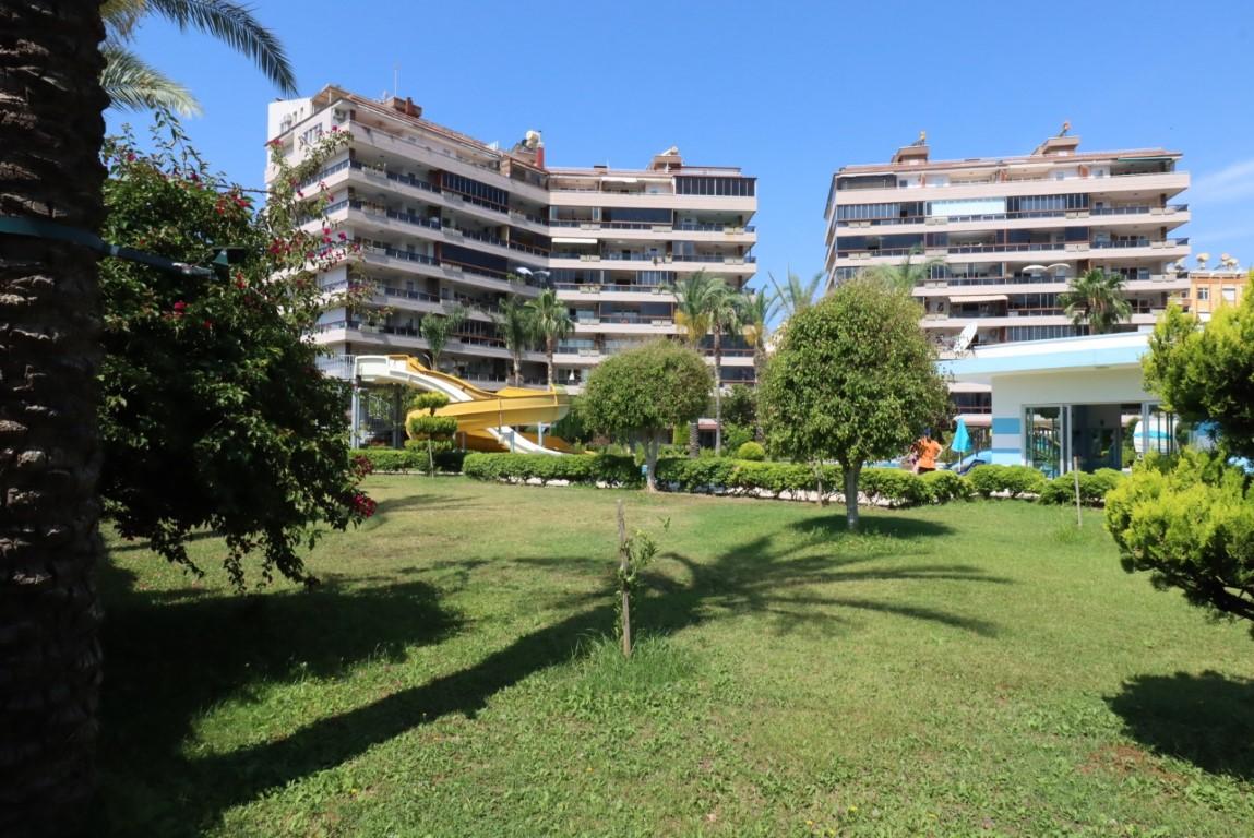 Spacious two bedroom apartment near the sea in the Tosmur area - Фото 6