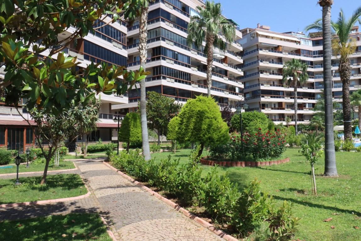 Spacious two bedroom apartment near the sea in the Tosmur area - Фото 3