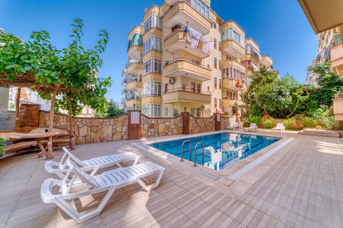 Furnished two bedroom apartment 600 m from the sea, center of Alanya - Фото 17