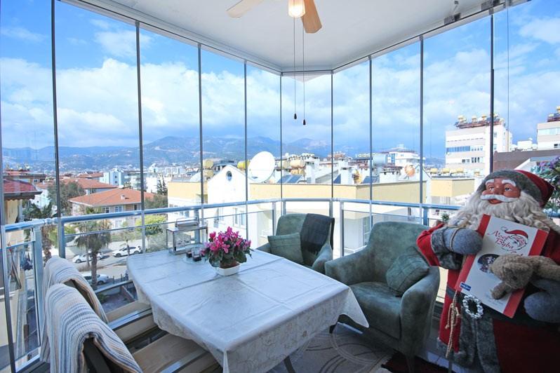 Spacious penthouse in Alanya area of 215 m2, 500 m from the sea, Oba - Фото 11