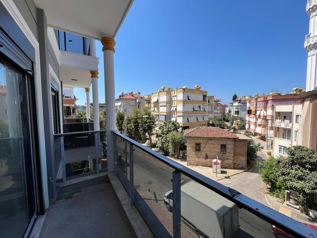 One bedroom apartment in a new complex, center of Alanya - Фото 9