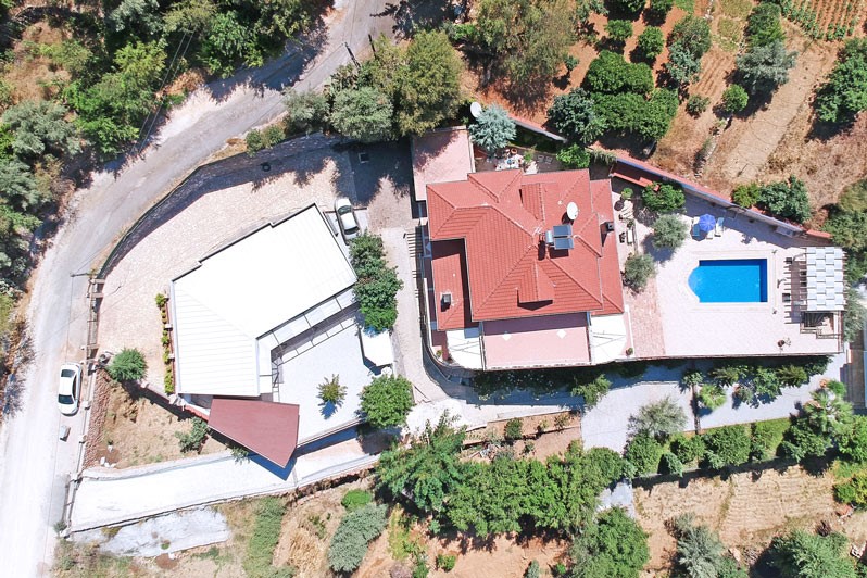 Spacious villa in Alanya with 7+3 apartments with sea and city views, Kestel - Фото 2