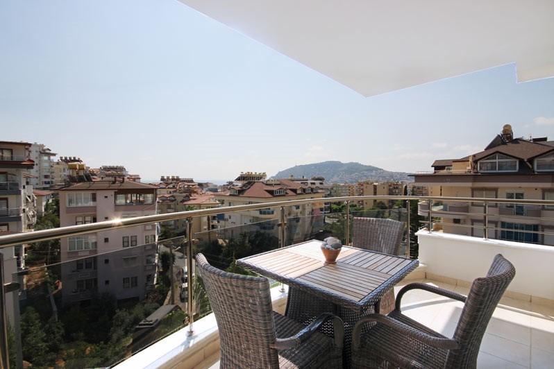 Spacious penthouse with an area of 250 m2 in the center of Alanya - Фото 31