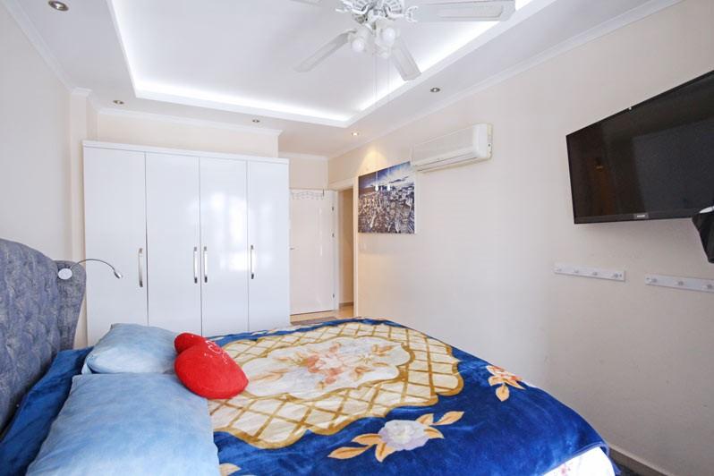 Spacious penthouse in Alanya area of 215 m2, 500 m from the sea, Oba - Фото 18