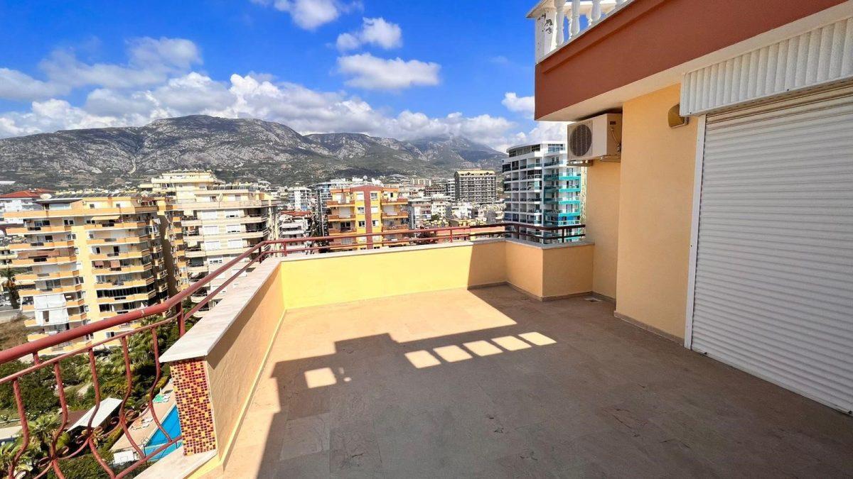 Penthouse in Alanya with an area of 260 m2 on the first coastline, Mahmutlar - Фото 18