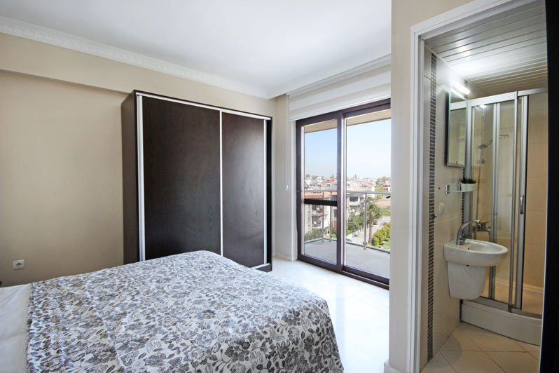 Two bedroom apartment with furniture in the resort town of Belek - Фото 17