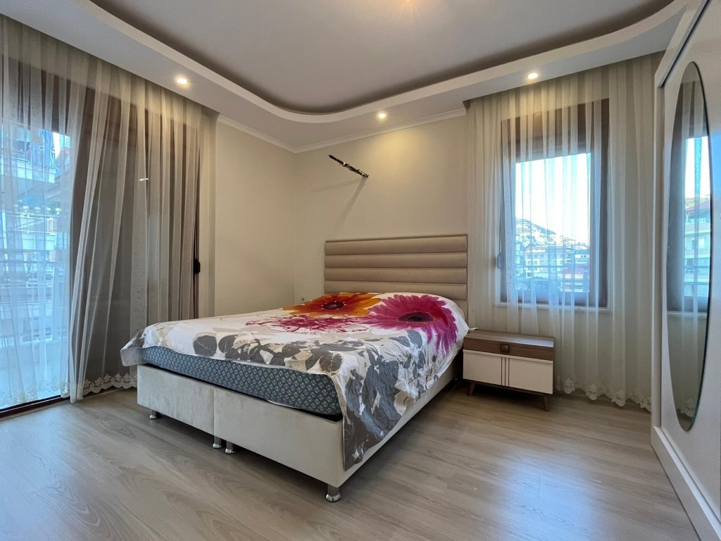 Spacious 300 m2 duplex, center of Alanya - Фото 12