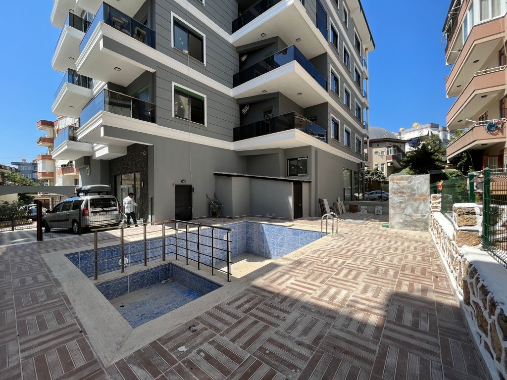 One bedroom apartment in a new complex, center of Alanya - Фото 3