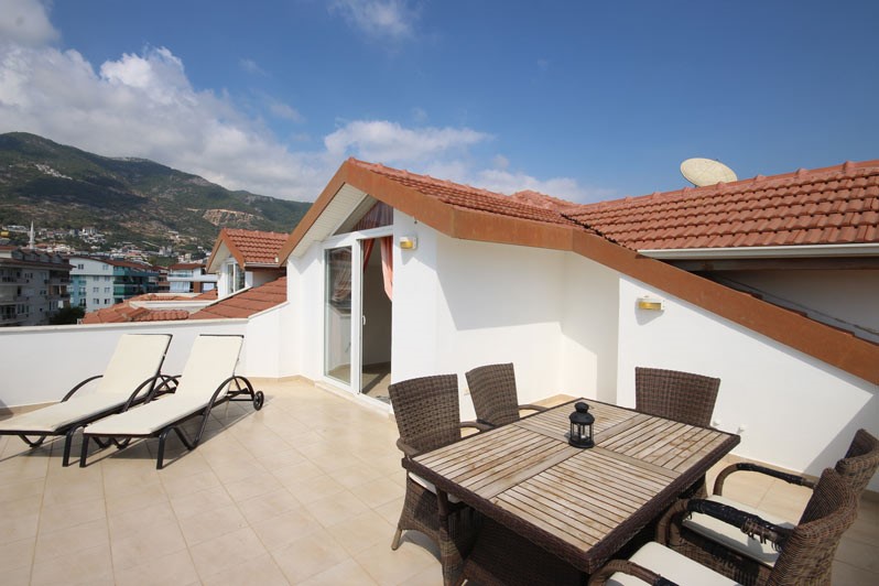 Spacious penthouse with an area of 250 m2 in the center of Alanya - Фото 46