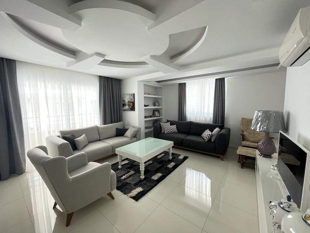 Penthouse plan 3+1 with beautiful sea and city views,  Cleopatra district - Фото 2