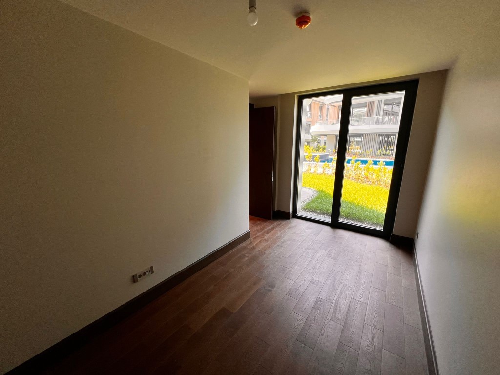 Modern project with decorative lake in Istanbul - Foto 40