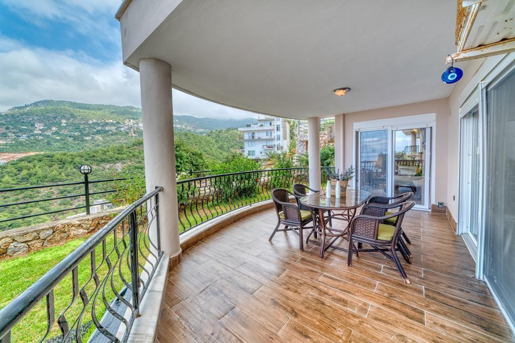 Luxury two bedroom apartment with beautiful sea and mountain views, Bektas - Фото 6