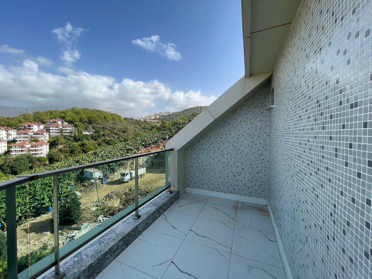 Spacious penthouse 3+1 next to the sea in the Kargyjak area - Фото 58