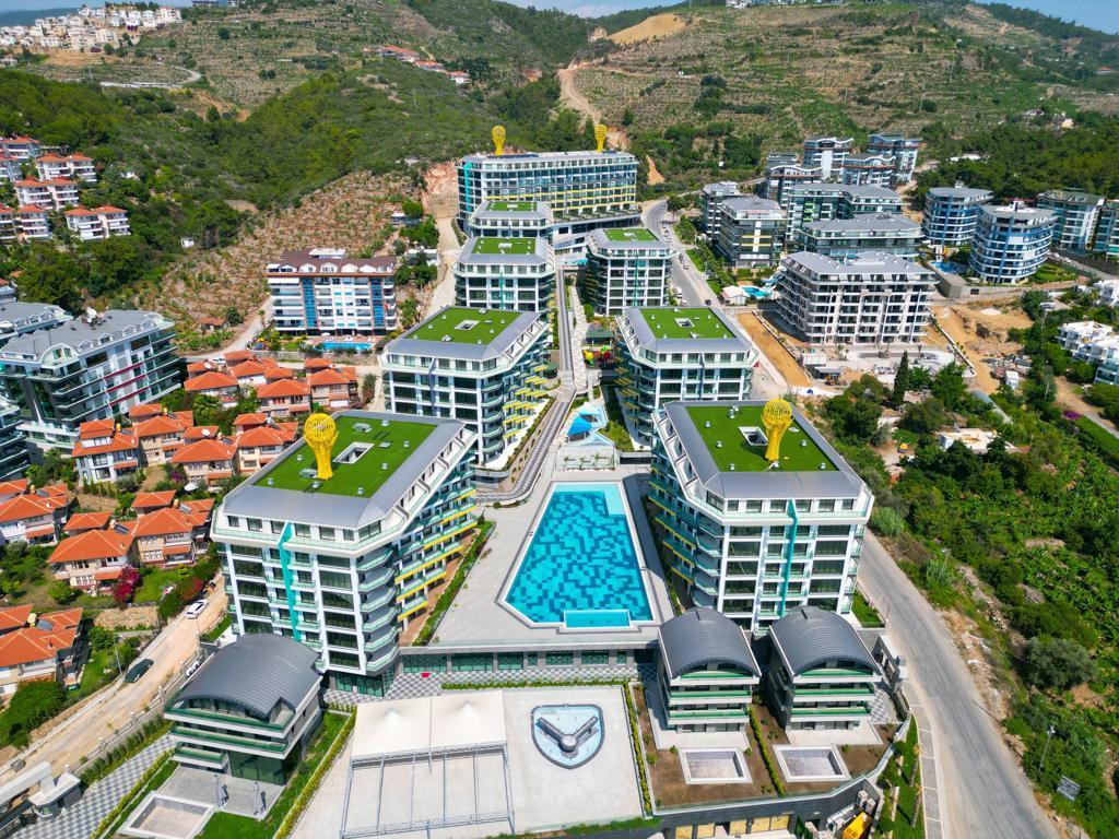 Spacious penthouse 3+1 next to the sea in the Kargyjak area - Фото 2