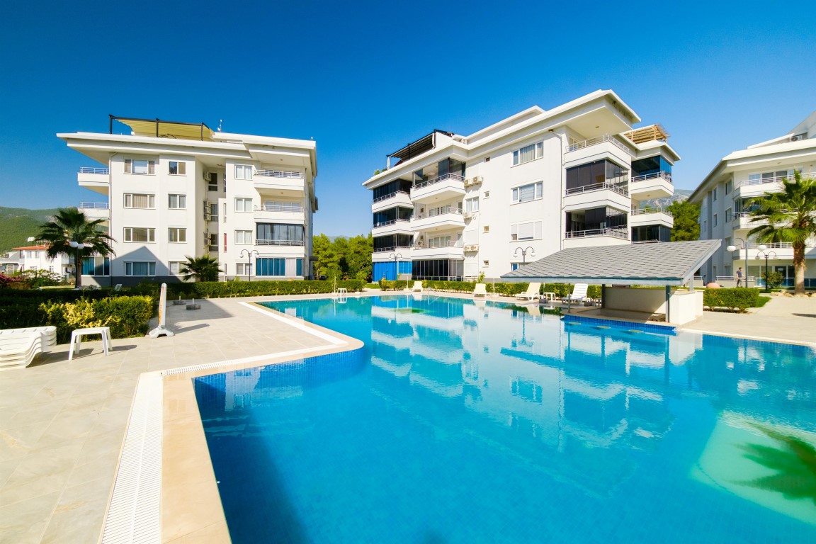 Bright two bedroom apartment of 85 m2 in the area of Oba, Alanya - Фото 9