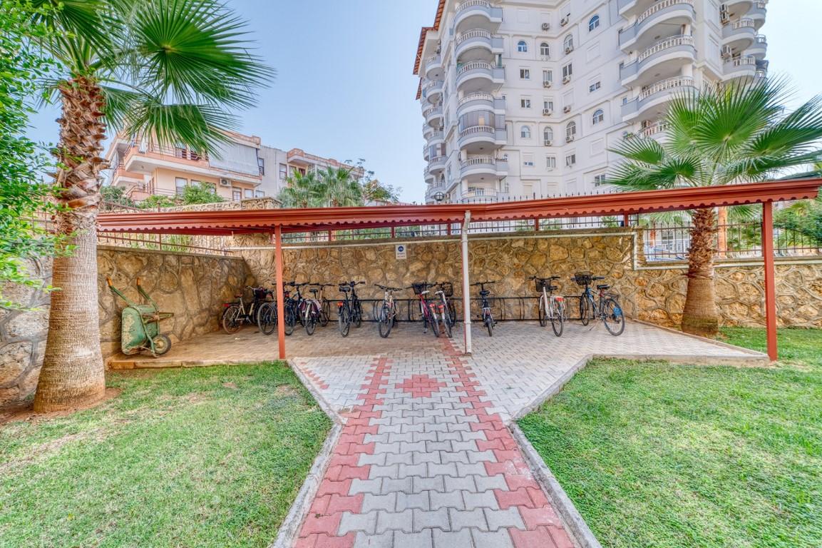 Light two bedroom apartment on 3rd floor, 350 m from the sea - Фото 24