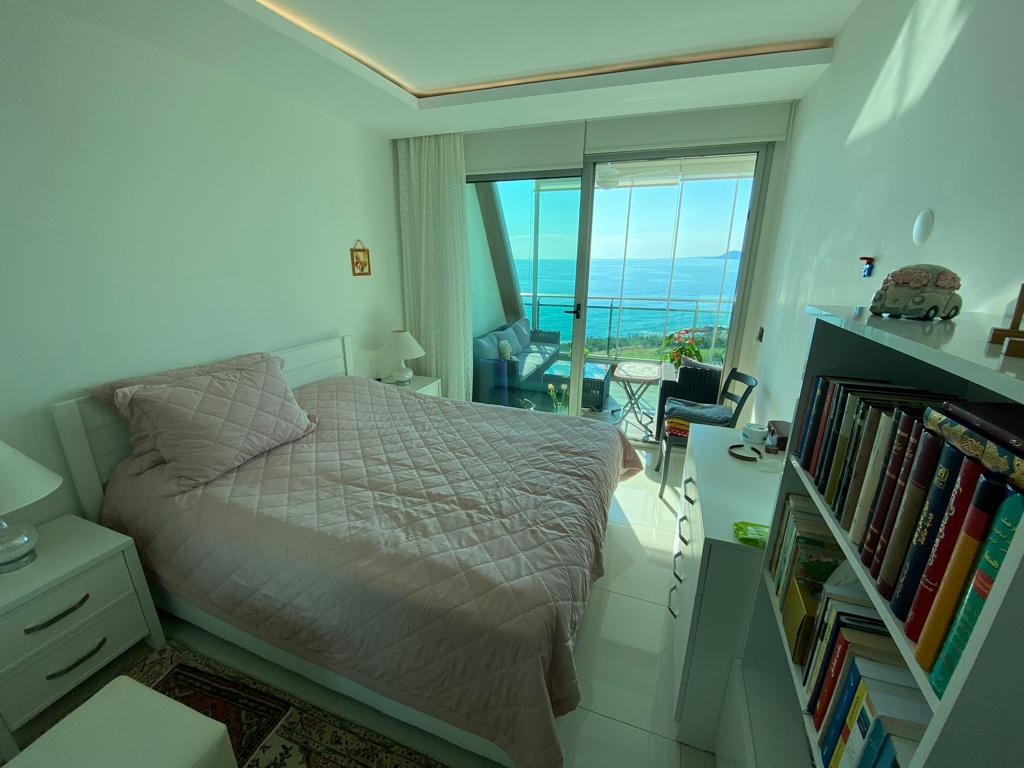 Fully furnished apartment (1+1) with beautiful sea views - Фото 10