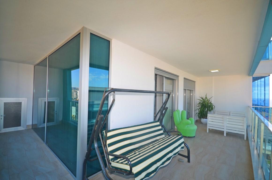 Stylish two bedroom apartment 50 m from the sea (Mahmutlar) - Фото 6