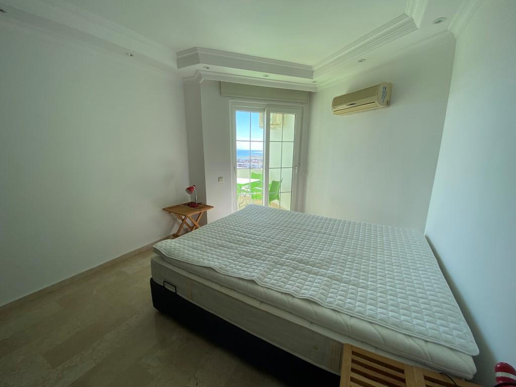 Furnished duplex on the high 9th floor overlooking the sea - Foto 17