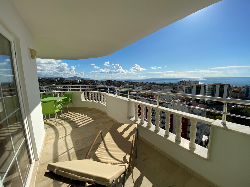 Furnished duplex on the high 9th floor overlooking the sea - Foto 16