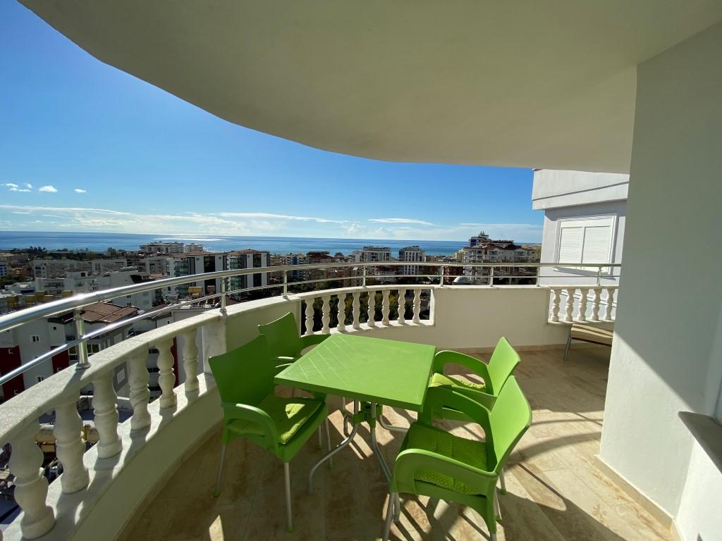 Furnished duplex on the high 9th floor overlooking the sea - Foto 14