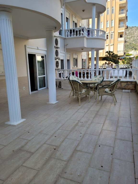 Two bedroom apartment 100 m from the sea in the area of Cleopatra - Фото 4