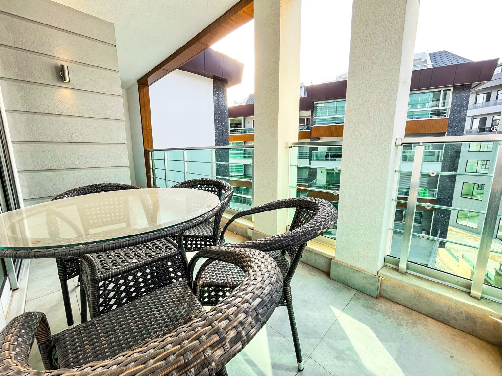 Two bedroom apartment of 130 m2 with large balcony (Both) - Foto 15