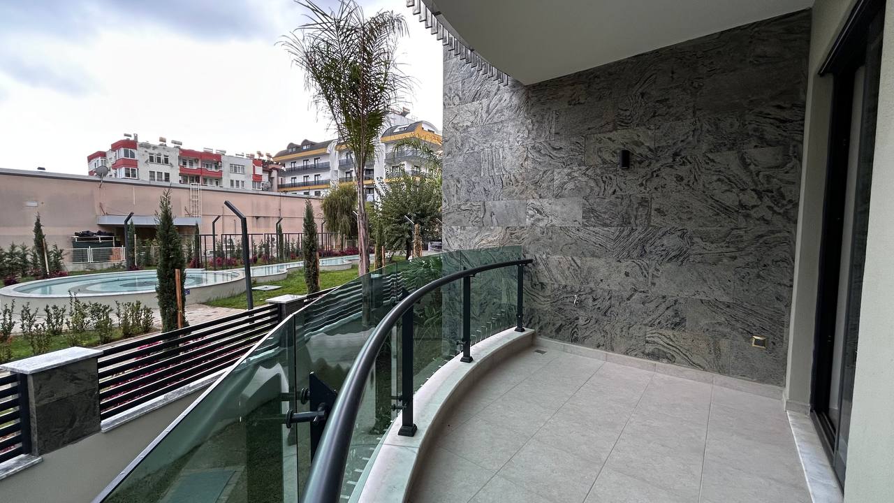 One bedroom apartment near the sea in the center of Alanya - Фото 18