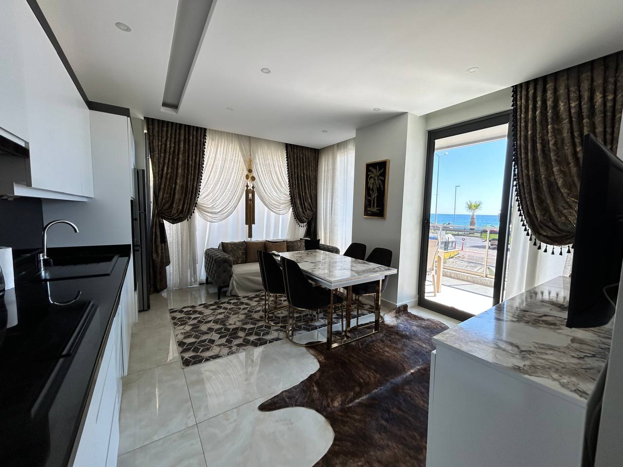 Three-room apartment 86 m2 on the first waterfront in Mahmutlar - Фото 19