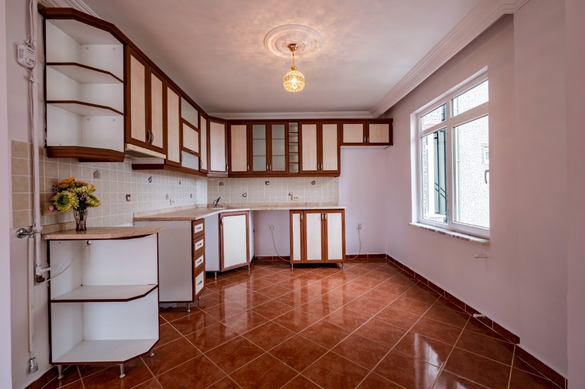 Cozy four-room apartment in 800 m from the sea, Center - Фото 10