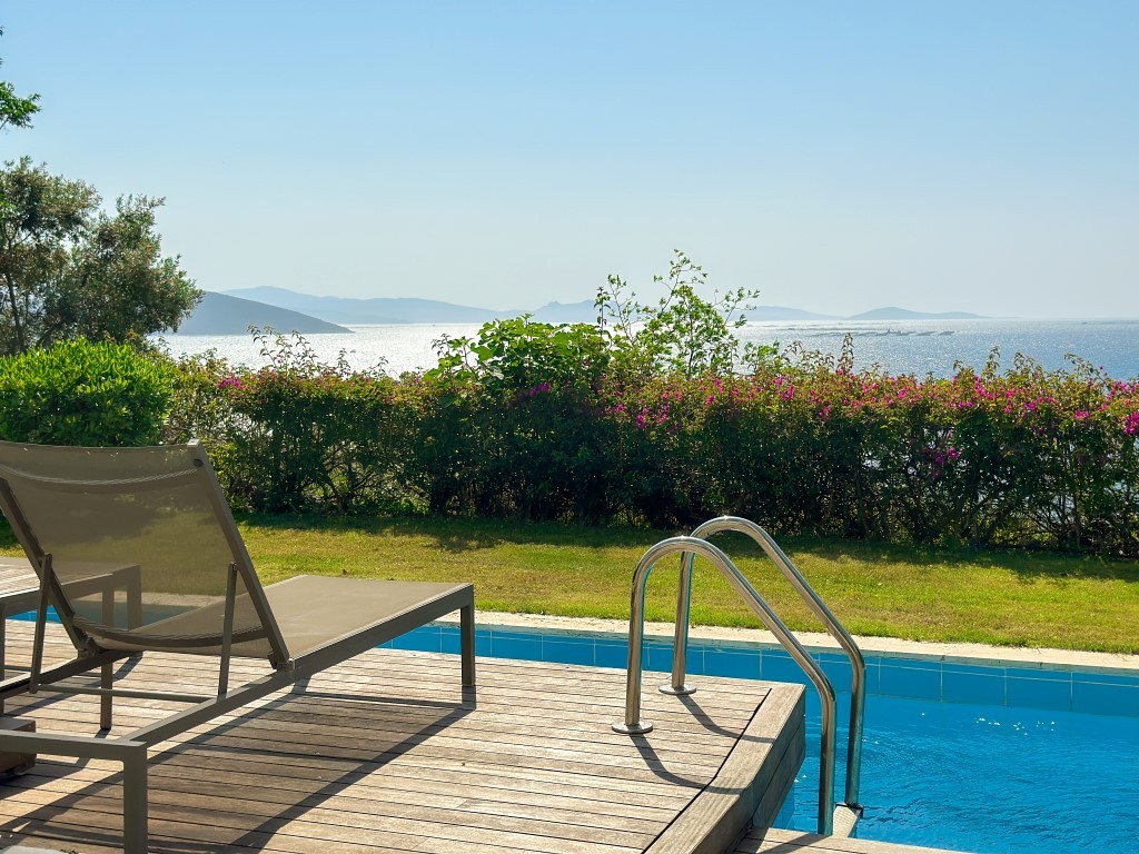 Luxury villas with private beach in Bodrum - Фото 6