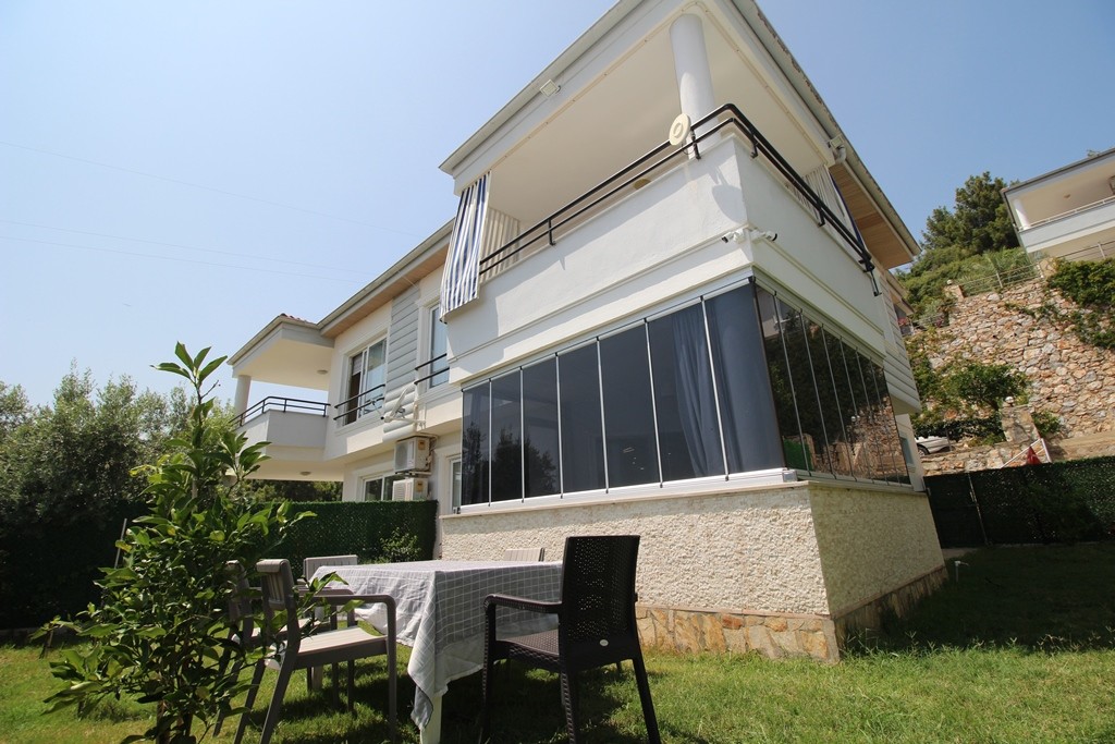 Spacious villa with private pool, in the district of Bektaş - Фото 33